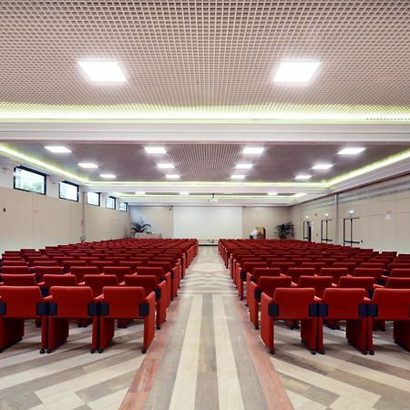מונטה קטיני טרמה Grand Hotel Vittoria מראה חיצוני תמונה