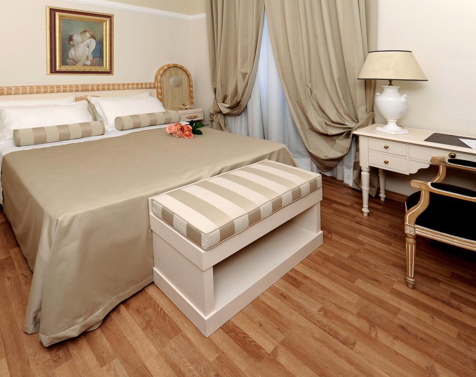 מונטה קטיני טרמה Grand Hotel Vittoria מראה חיצוני תמונה