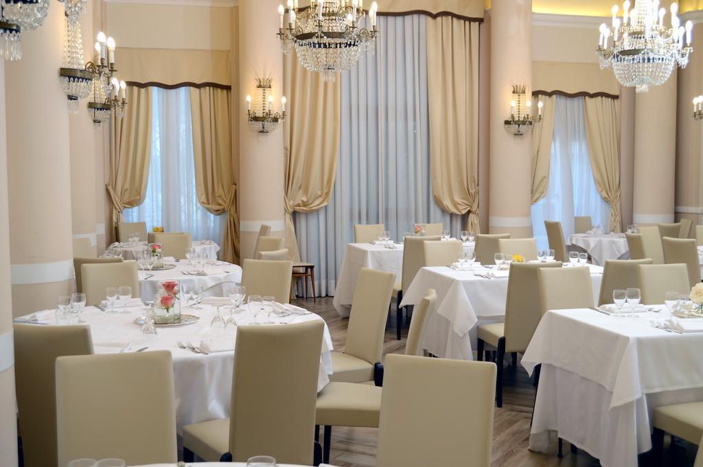 מונטה קטיני טרמה Grand Hotel Vittoria מראה חיצוני תמונה