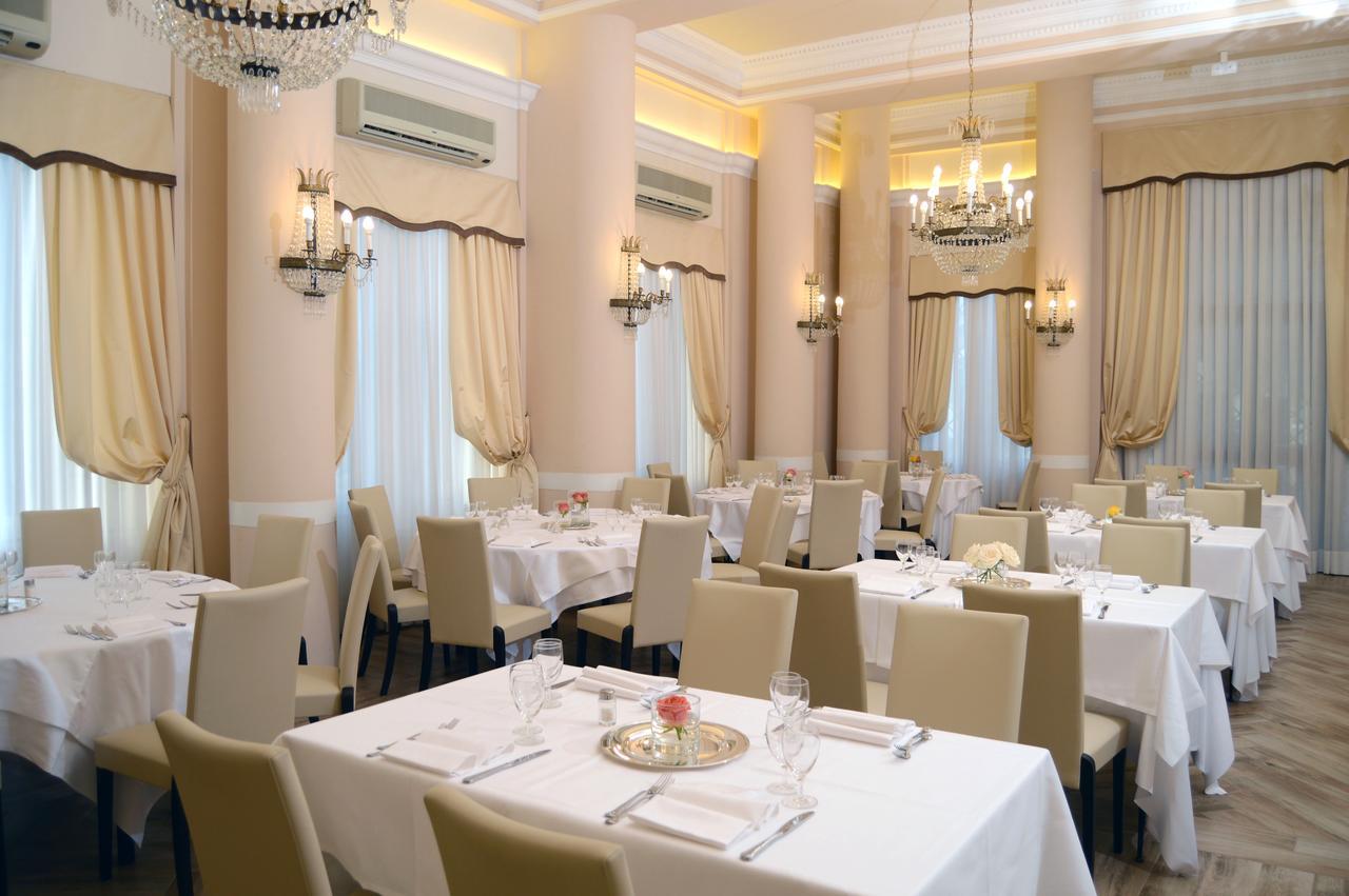 מונטה קטיני טרמה Grand Hotel Vittoria מראה חיצוני תמונה