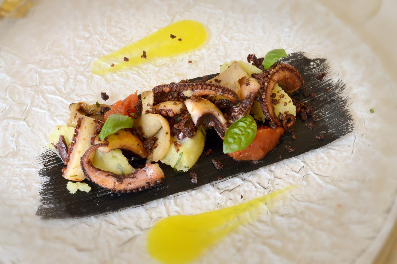מונטה קטיני טרמה Grand Hotel Vittoria מראה חיצוני תמונה