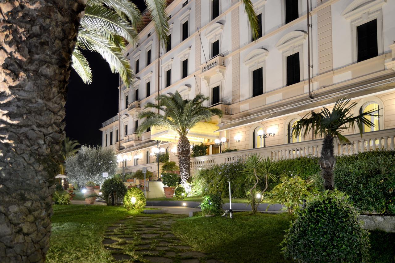 מונטה קטיני טרמה Grand Hotel Vittoria מראה חיצוני תמונה