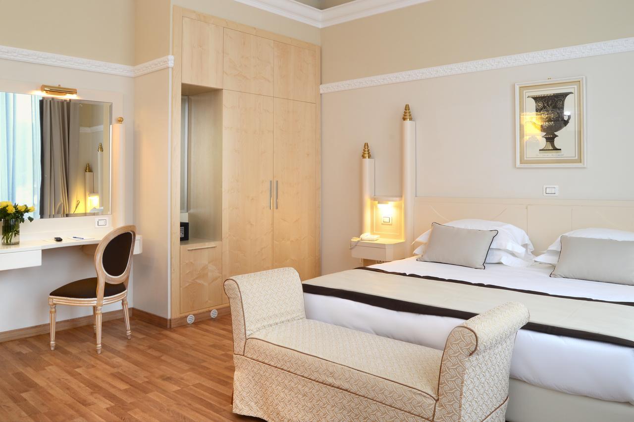 מונטה קטיני טרמה Grand Hotel Vittoria חדר תמונה